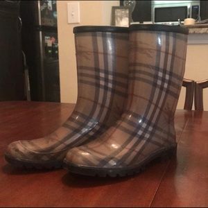 Burberry rain boots